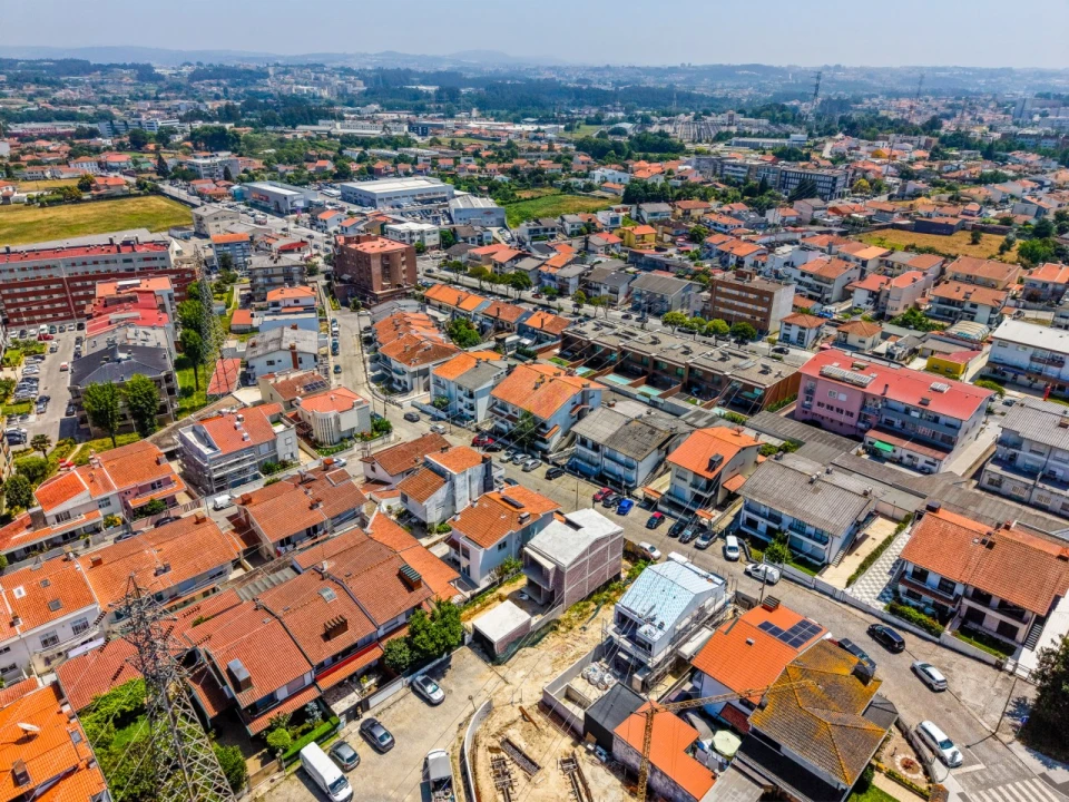 Moradia T4 para Venda em Cidade da Maia Foto 17
