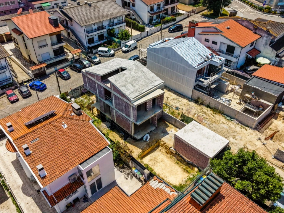 Moradia T4 para Venda em Cidade da Maia Foto 21