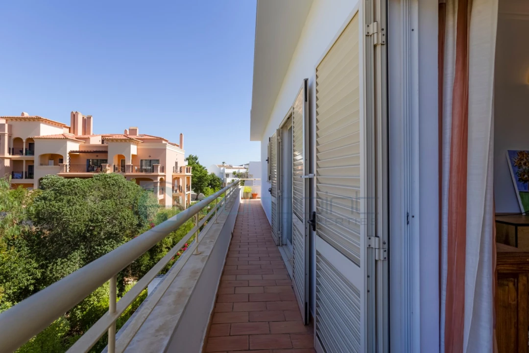 Apartamento T2 para Venda em Luz Foto 24