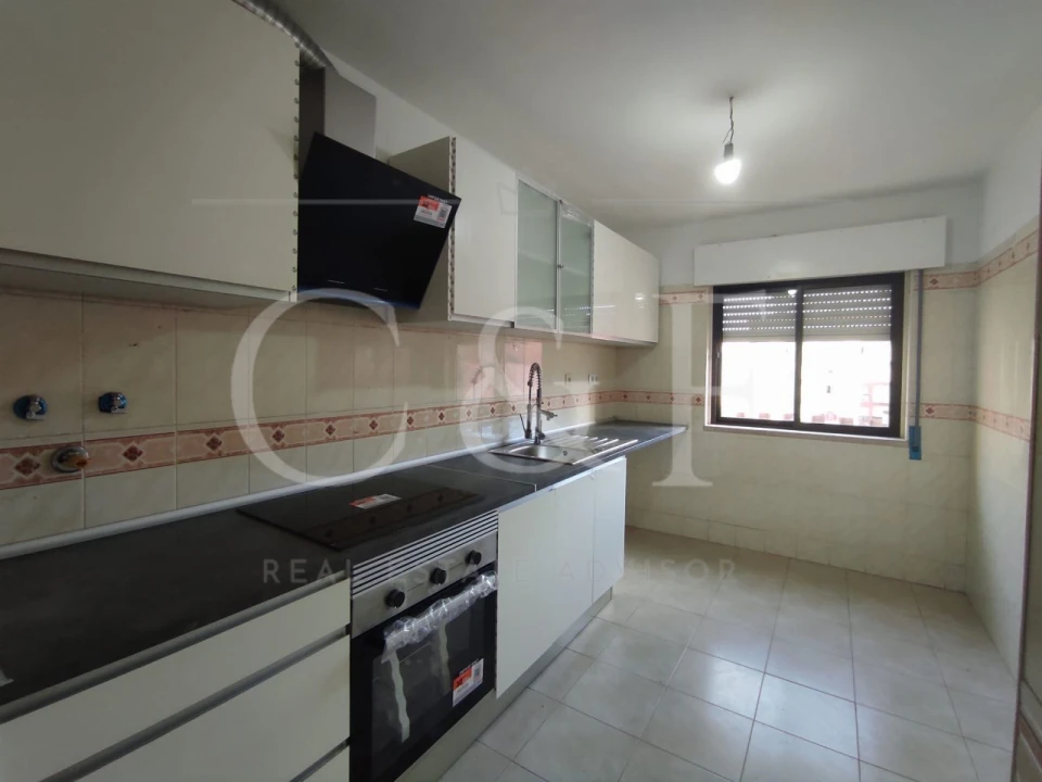 Apartamento T2 para Venda em Algueirão-Mem Martins Foto 6