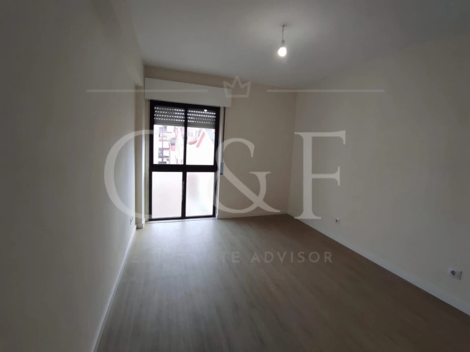 Apartamento T2 para Venda em Algueirão-Mem Martins Foto 14