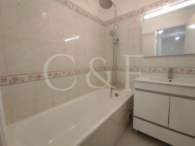 Apartamento T2 para Venda em Algueirão-Mem Martins Foto 18