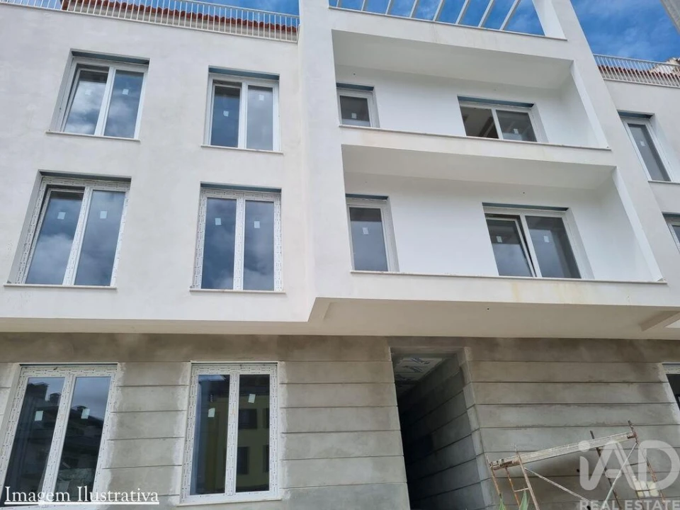 Apartamento T3 para Venda em Ericeira Foto 1