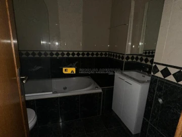 Apartamento T2 para Venda em Cidade da Maia