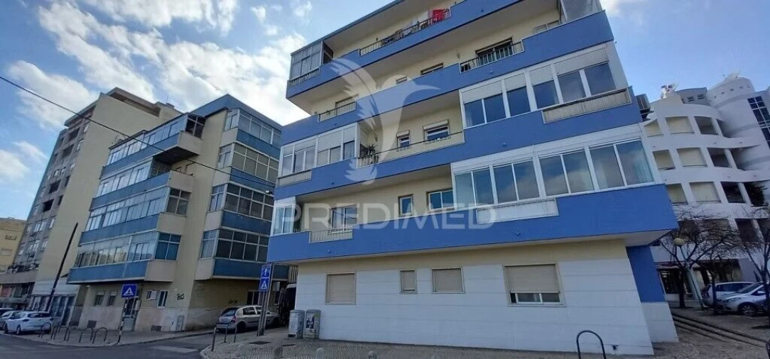 Apartamento T4 para Venda em Laranjeiro e Feijó Foto 3