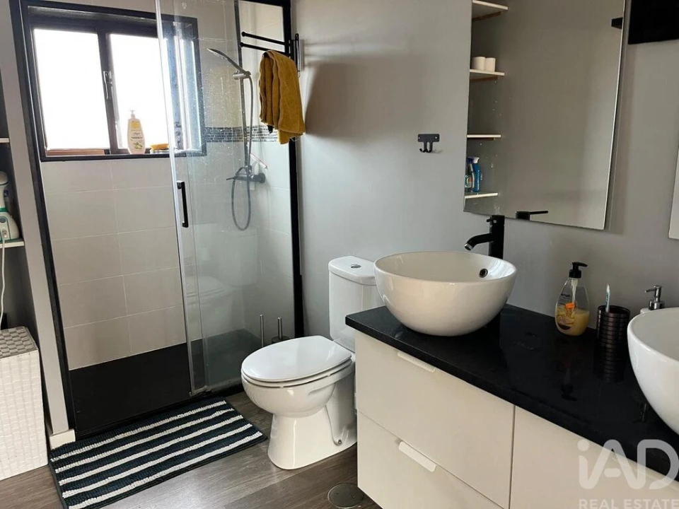 Apartamento T2 para Venda em Labruge Foto 12