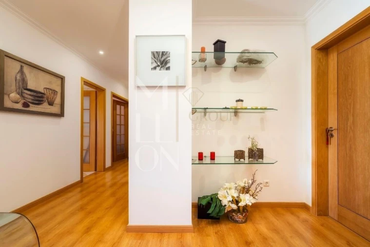 Apartamento T3 para Venda em Quarteira Foto 24