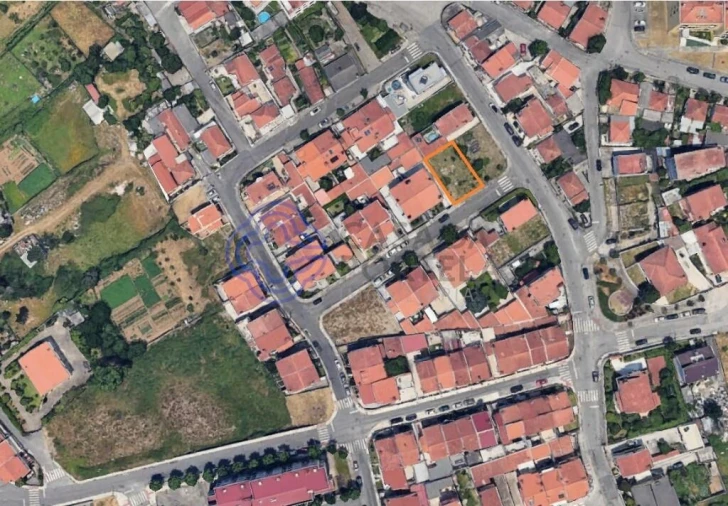 Terreno para Venda em Campo e Sobrado