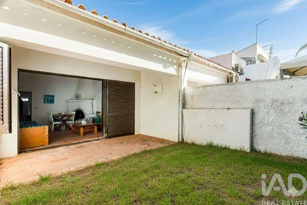 Moradia T2 para Venda em Albufeira e Olhos de Água Foto 11