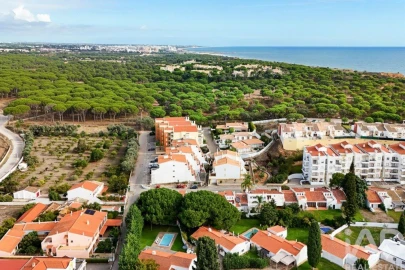 Moradia T2 para Venda em Albufeira e Olhos de Água