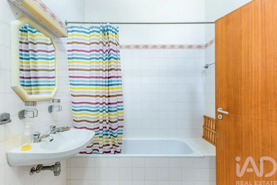 Moradia T2 para Venda em Albufeira e Olhos de Água Foto 21