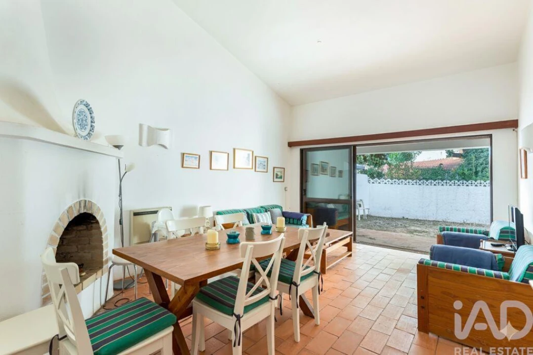 Moradia T2 para Venda em Albufeira e Olhos de Água Foto 6