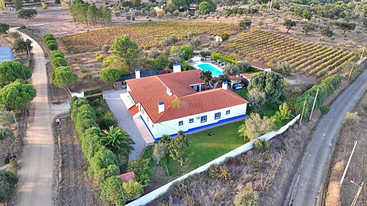 Quinta T5 para Venda em Nossa Senhora da Vila, Nossa Senhora do Bispo e Silveiras Foto 5