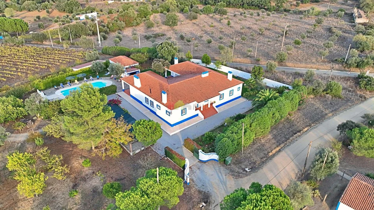 Quinta T5 para Venda em Nossa Senhora da Vila, Nossa Senhora do Bispo e Silveiras Foto 3