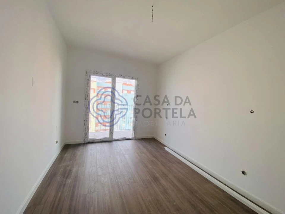 Apartamento T3 para Venda em Corroios Foto 9