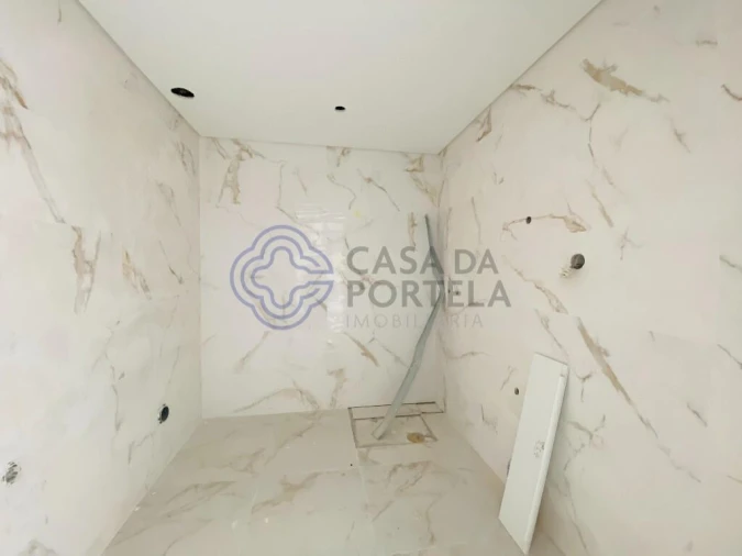 Apartamento T3 para Venda em Corroios Foto 16