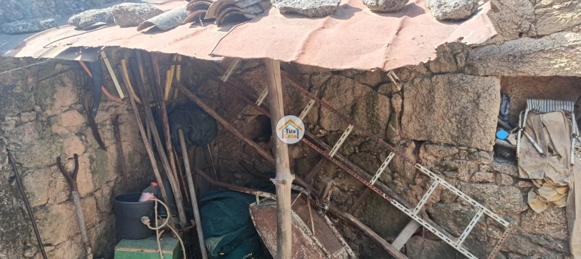 Terreno para Venda em Tinalhas Foto 3