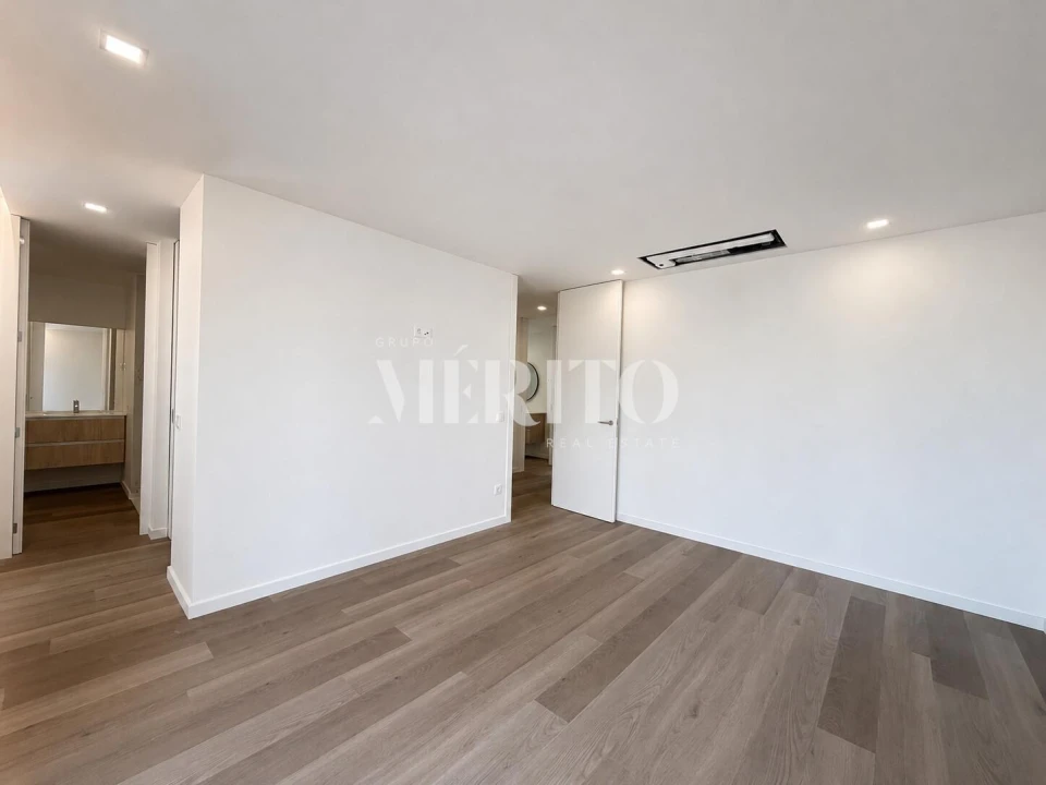 Moradia T3 para Venda em Lanhoso Foto 5