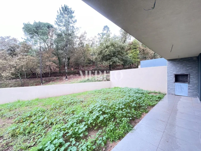 Moradia T3 para Venda em Lanhoso Foto 11