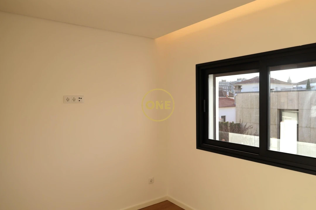 Apartamento T1 para Venda em Vila Nova de Famalicão e Calendário Foto 11