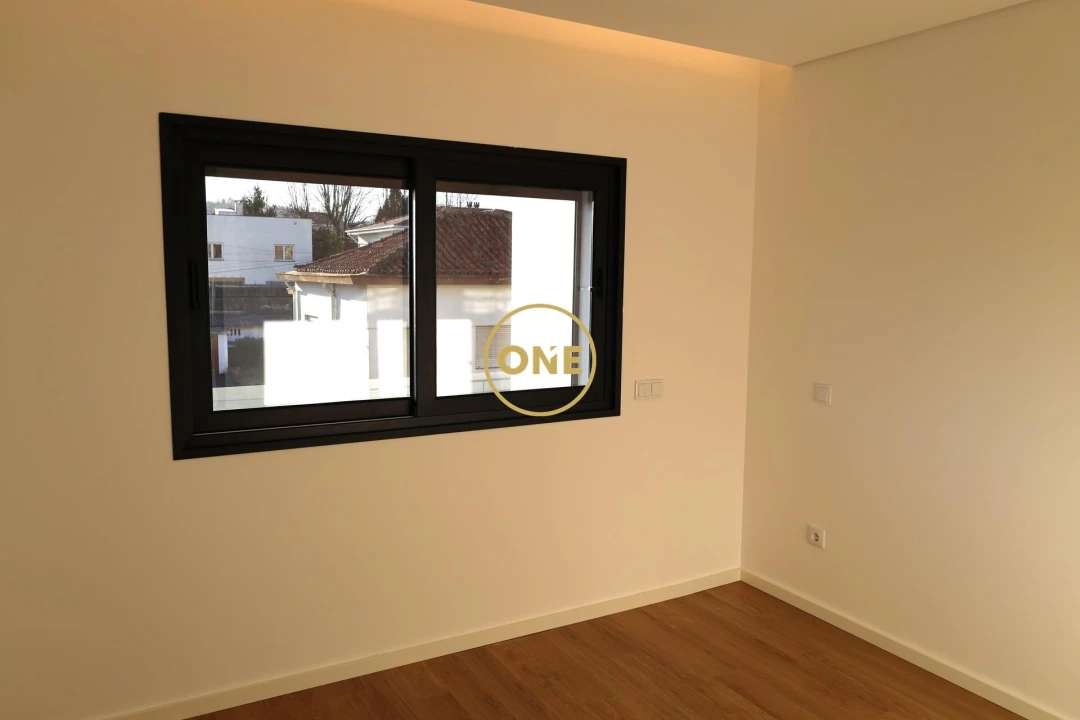 Apartamento T1 para Venda em Vila Nova de Famalicão e Calendário Foto 9