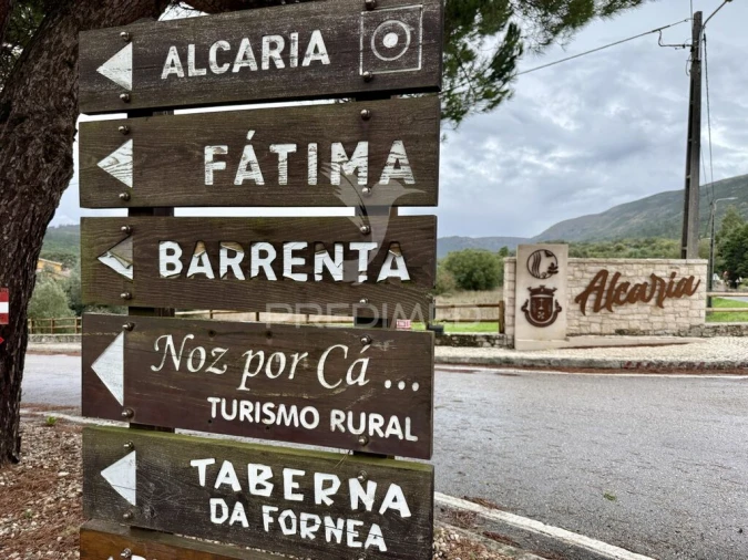 Moradia T2 para Venda em Porto de Mós - São João Baptista e São Pedro Foto 2