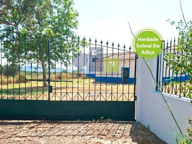 Terreno para Venda em Sobral da Adiça Foto 1