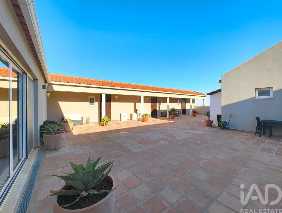 Moradia T5 para Venda em Bensafrim e Barão de São João Foto 30