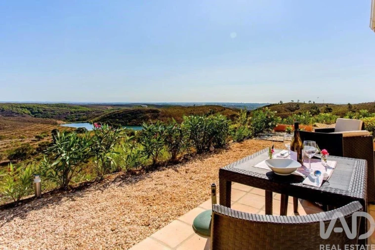 Moradia T5 para Venda em Bensafrim e Barão de São João Foto 29