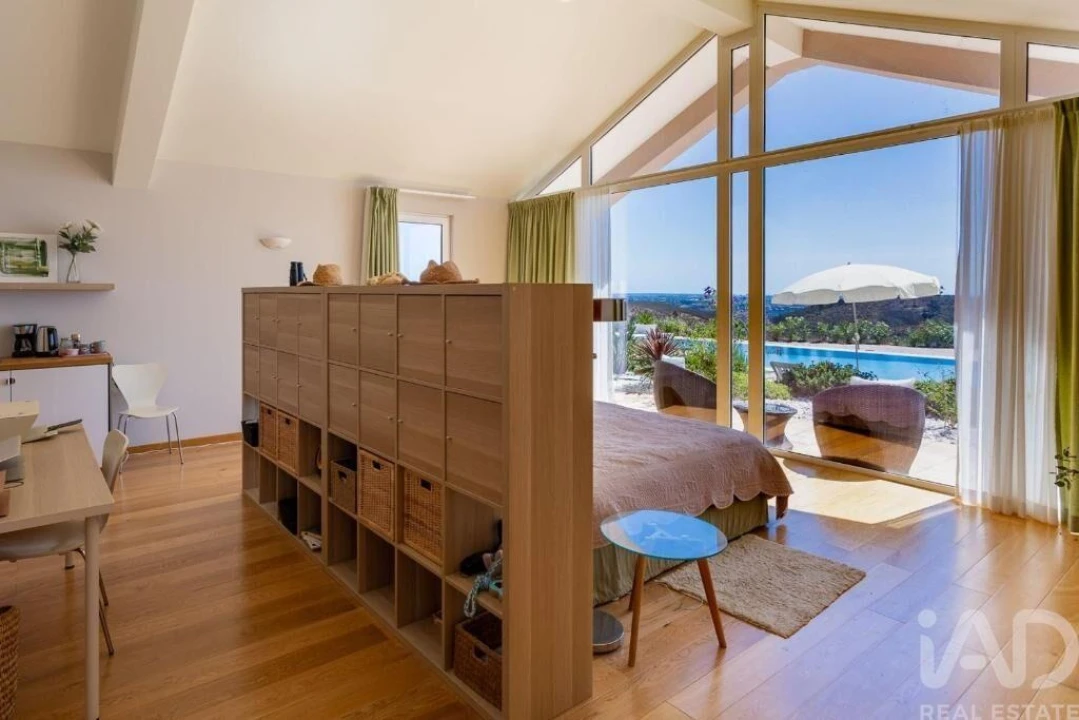 Moradia T5 para Venda em Bensafrim e Barão de São João Foto 17