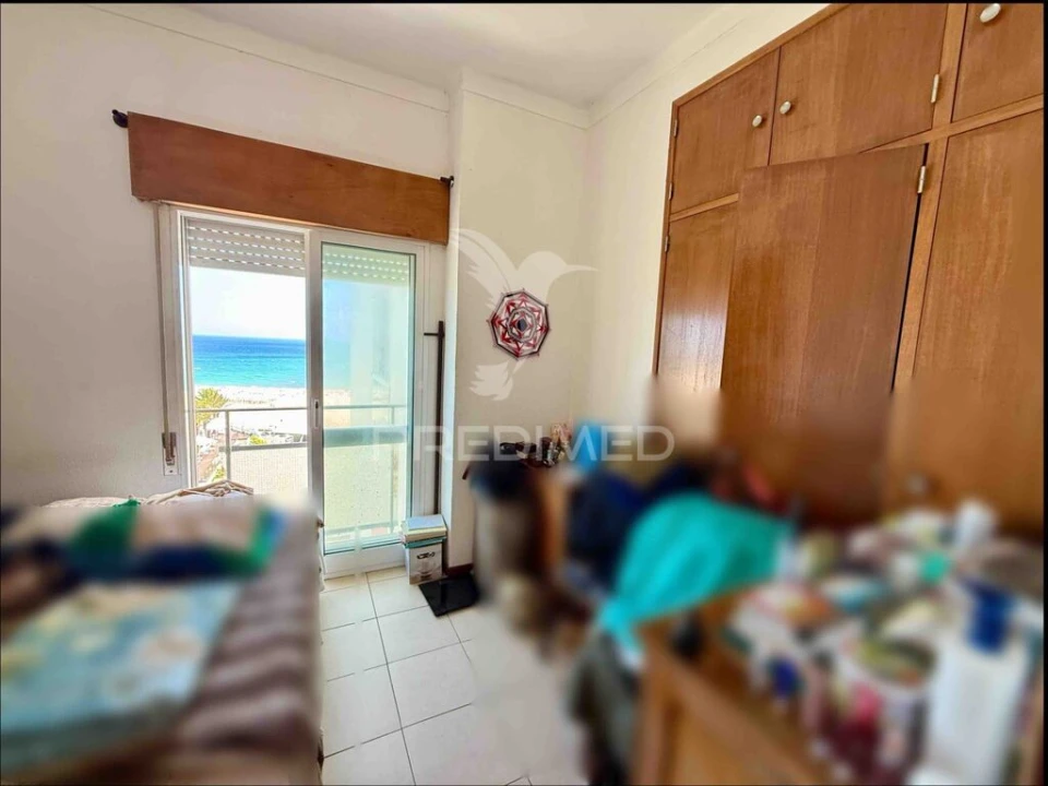 Apartamento T2 para Venda em Portimão Foto 4
