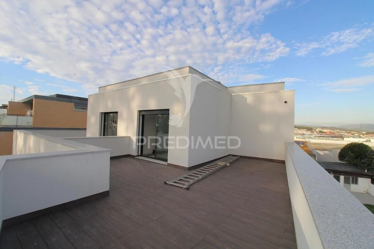 Moradia T3 para Venda em Alfena Foto 2