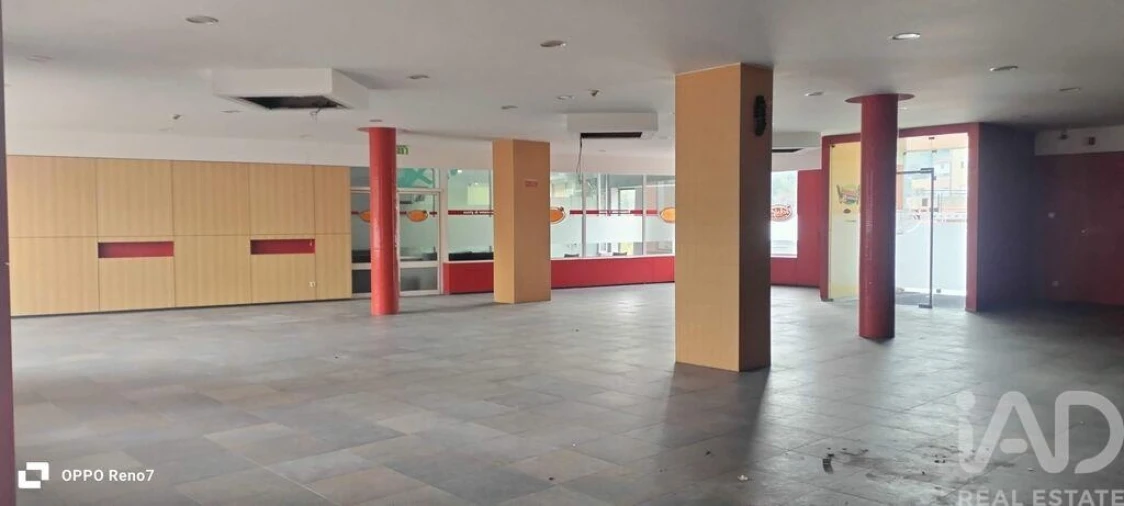 Loja para Venda em Fervença Foto 2