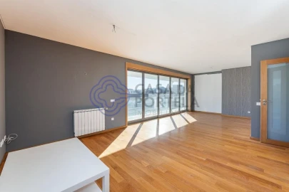 Apartamento T4 para Venda em Matosinhos e Leça da Palmeira