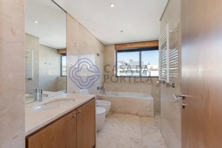 Apartamento T4 para Venda em Matosinhos e Leça da Palmeira Foto 19