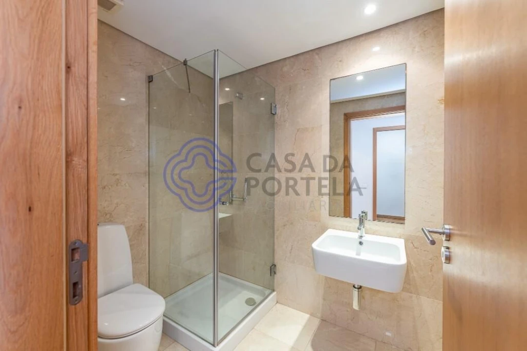 Apartamento T4 para Venda em Matosinhos e Leça da Palmeira Foto 11