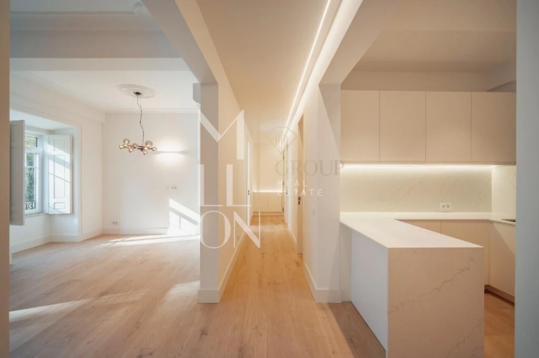 Apartamento T3 para Venda em Avenidas Novas Foto 19