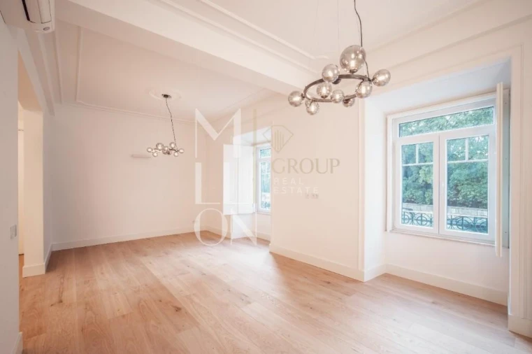 Apartamento T3 para Venda em Avenidas Novas Foto 9