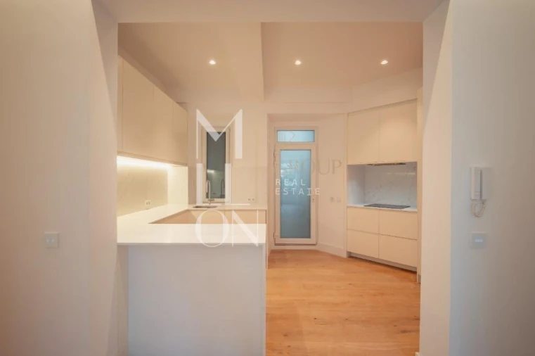 Apartamento T3 para Venda em Avenidas Novas Foto 16