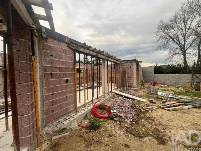 Moradia T3 para Venda em Antas Foto 8