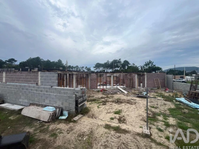 Moradia T3 para Venda em Antas Foto 12