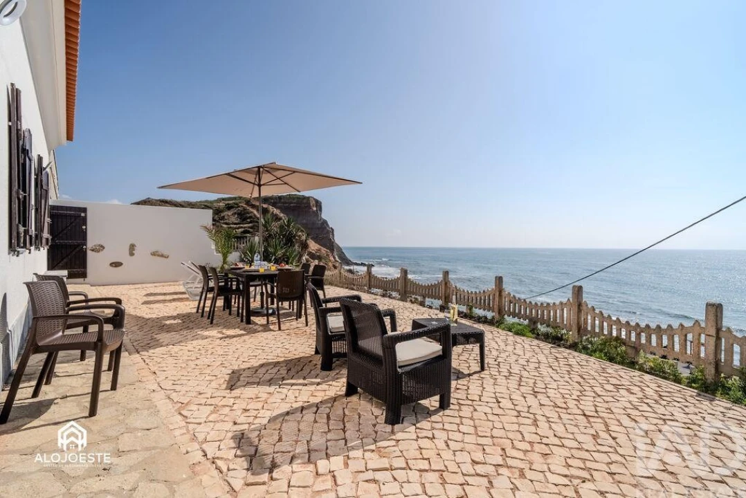 Moradia T4 para Venda em São Pedro da Cadeira Foto 1