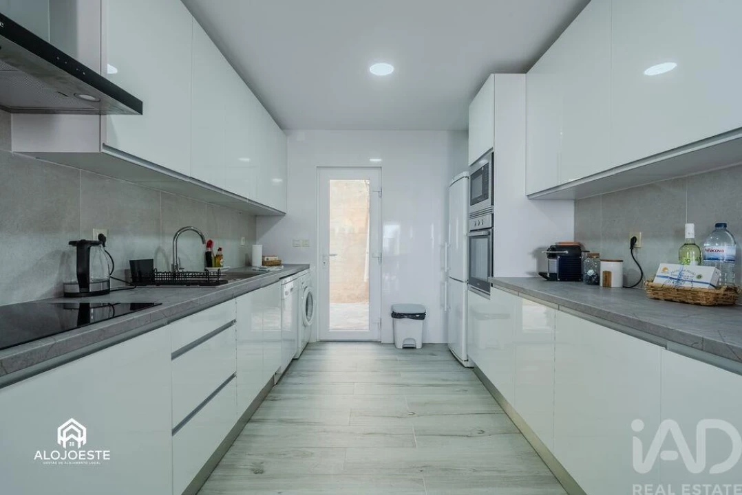 Moradia T4 para Venda em São Pedro da Cadeira Foto 10