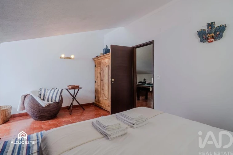 Moradia T4 para Venda em São Pedro da Cadeira Foto 24