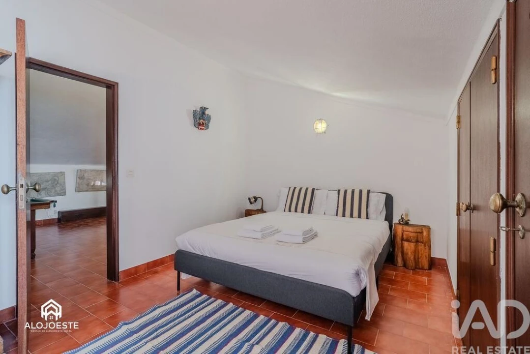 Moradia T4 para Venda em São Pedro da Cadeira Foto 24