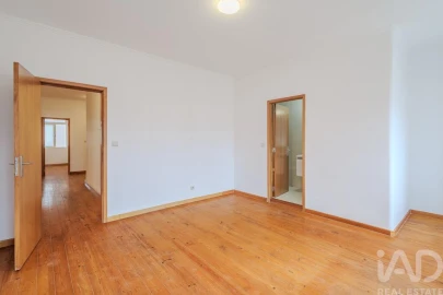 Apartamento T3 para Arrendamento em Arroios