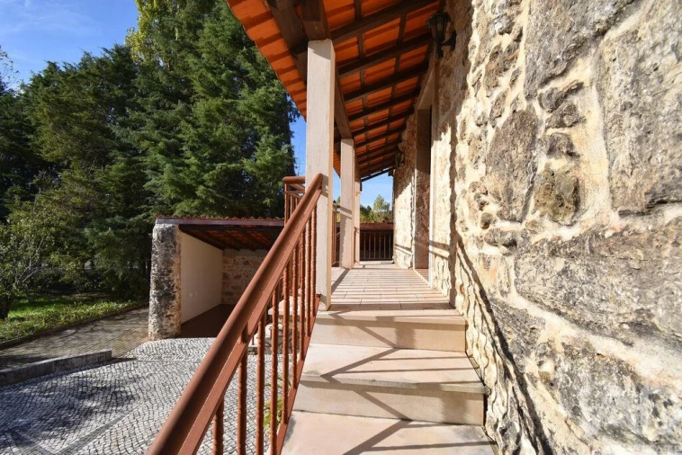 Moradia T4 para Venda em São Miguel, Santa Eufémia e Rabaçal Foto 10