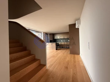 Apartamento T3 para Venda em Santa Marinha e São Pedro da Afurada