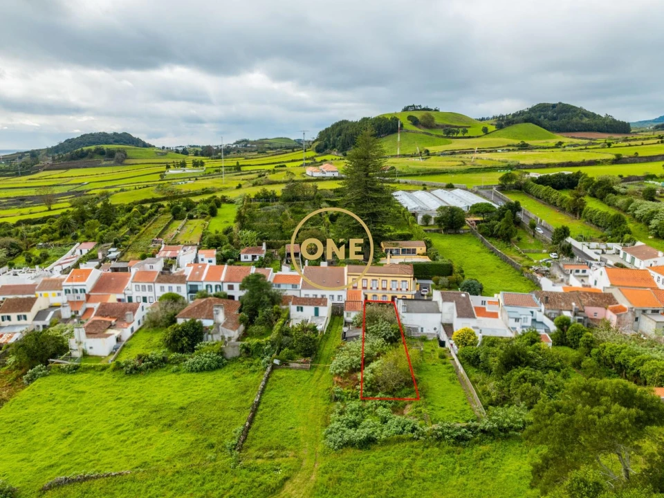 Moradia para Venda em Fajã de Cima Foto 3