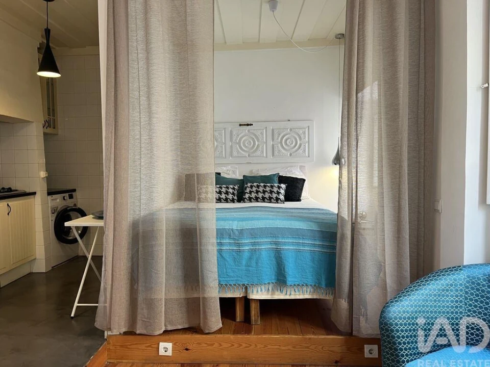 Apartamento para Venda em Santa Maria Maior Foto 4